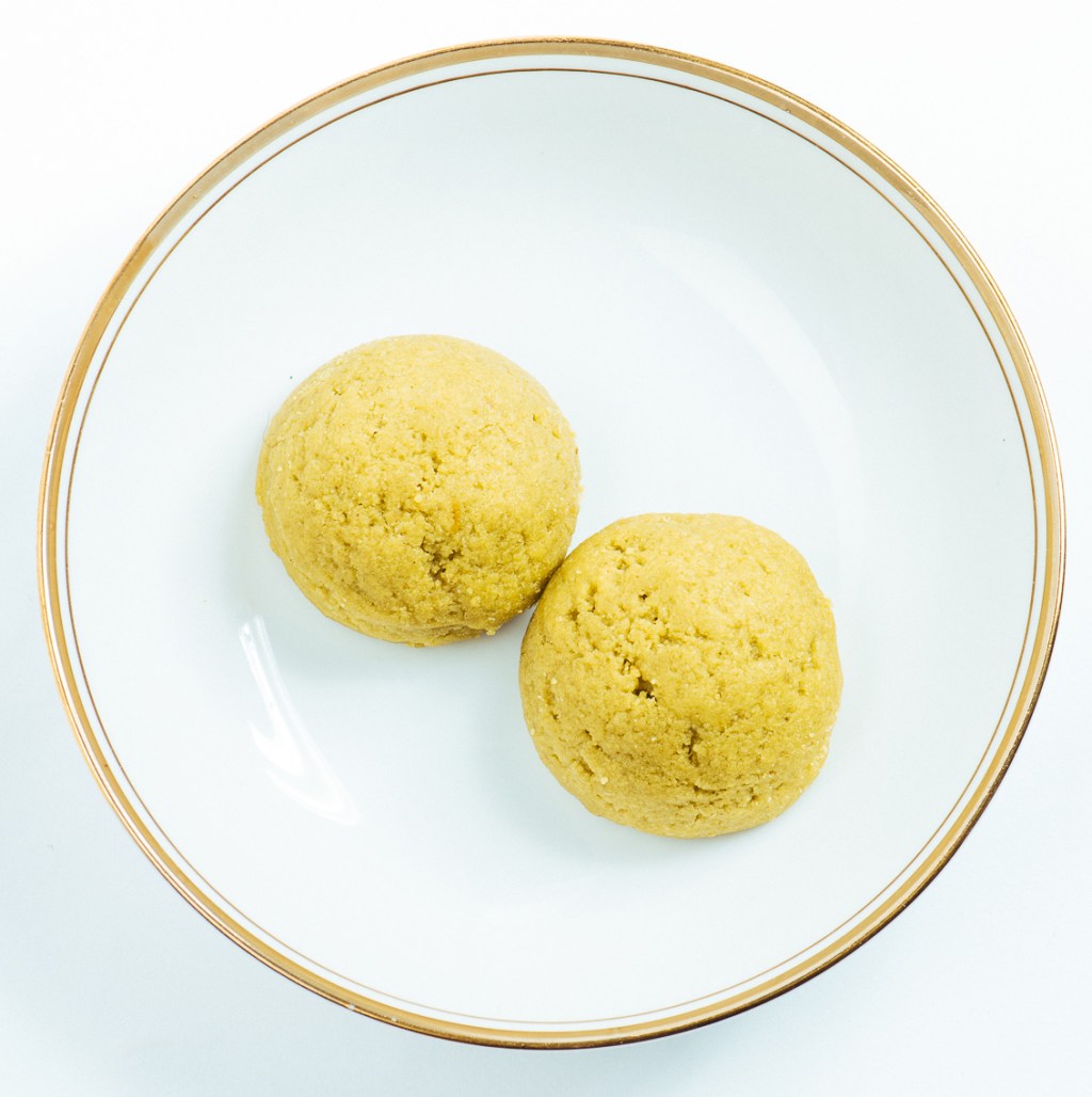Lunar Lemon Maca Shortbread Cookie by Moonman’s&nbsp;Mistress